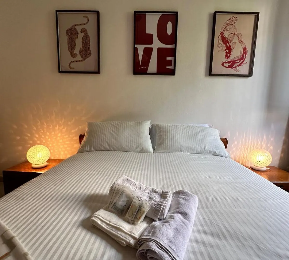Intero Appartamento Tipico Milanese 0*, Milan Italy
